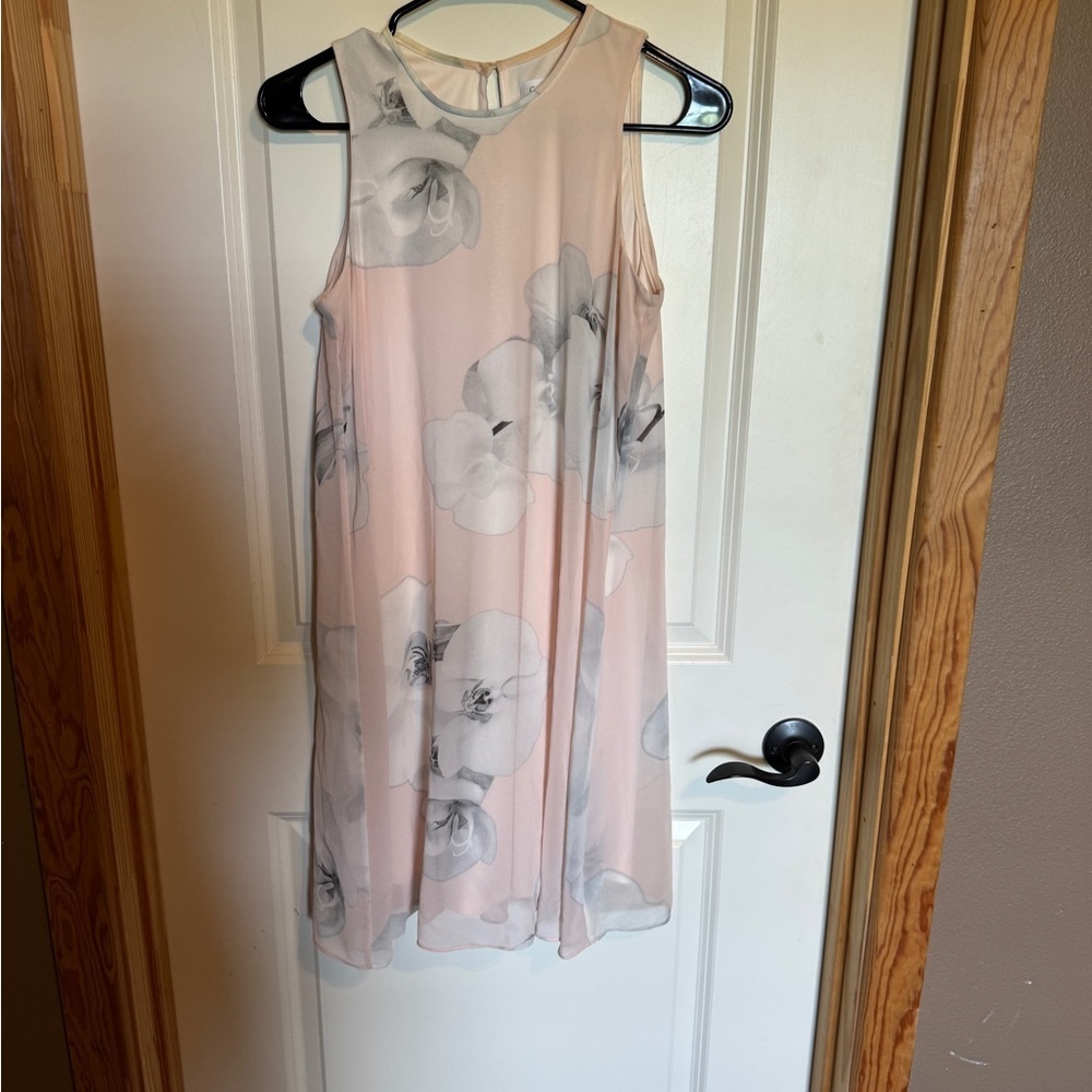Calvin Klein Size 4 Elegant Floral‎ Sleeveless Dress - Pink and Gray